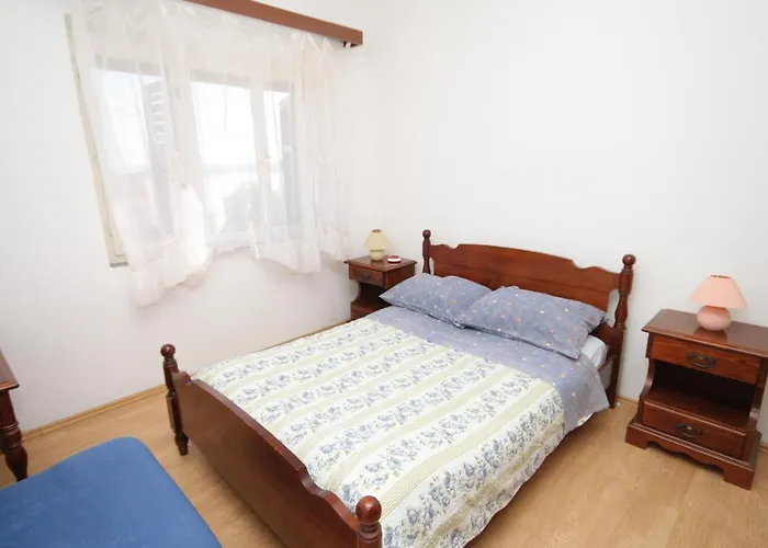 Διαμέρισμα With Parking Space Savar, Dugi Otok - 8127 Savar