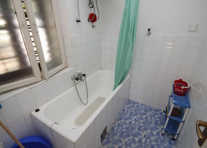 With Parking Space Savar, Dugi Otok - 8127 Διαμέρισμα