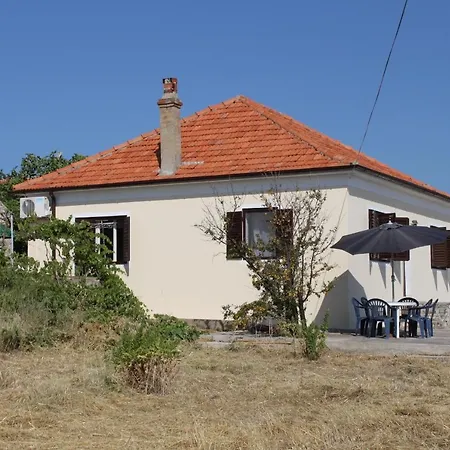 With Parking Space Savar, Dugi Otok - 8127 Savar