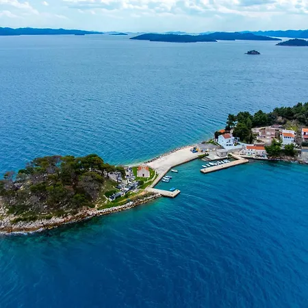 With Parking Space Savar, Dugi Otok - 8127 *